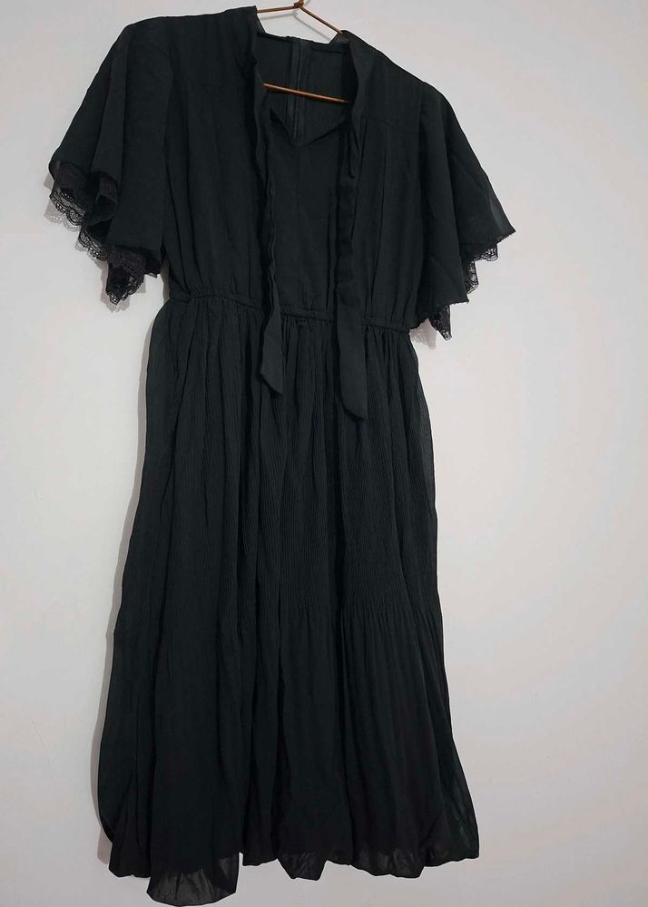 black midi dress