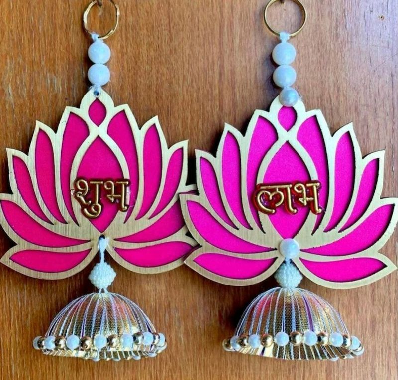 Lotus Pair
