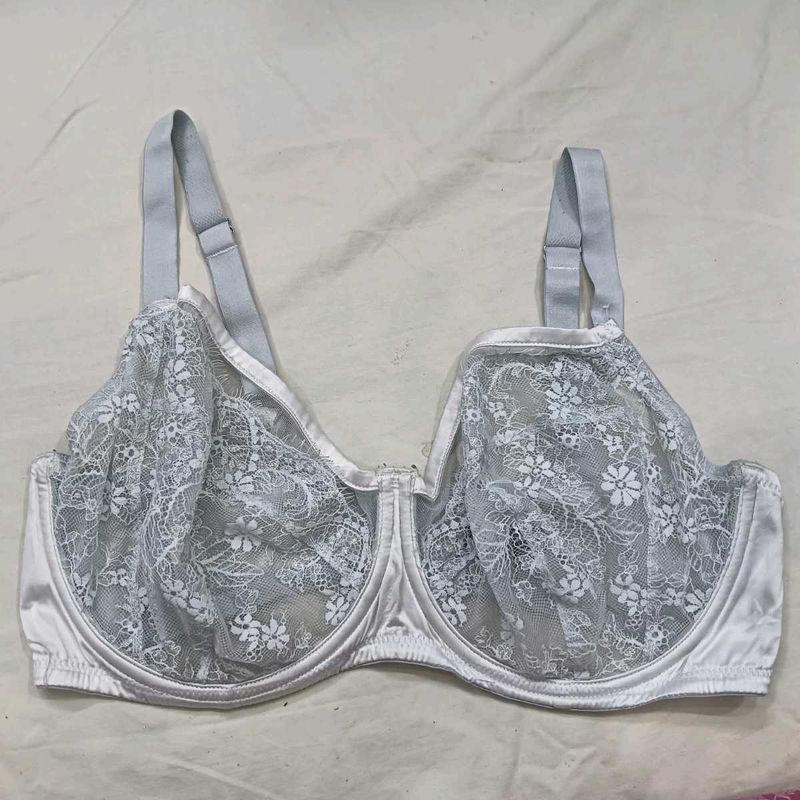 Lace💙 Trimmed Full Coverage Bra