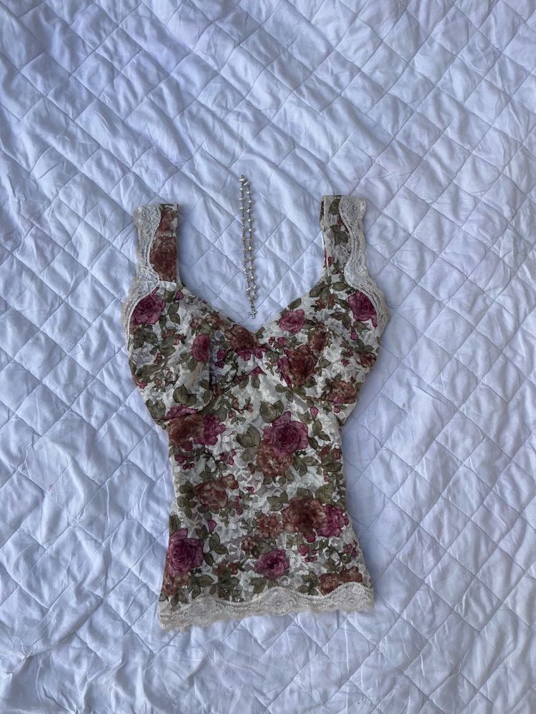 horror porcelain doll fit 🕯️🗝️