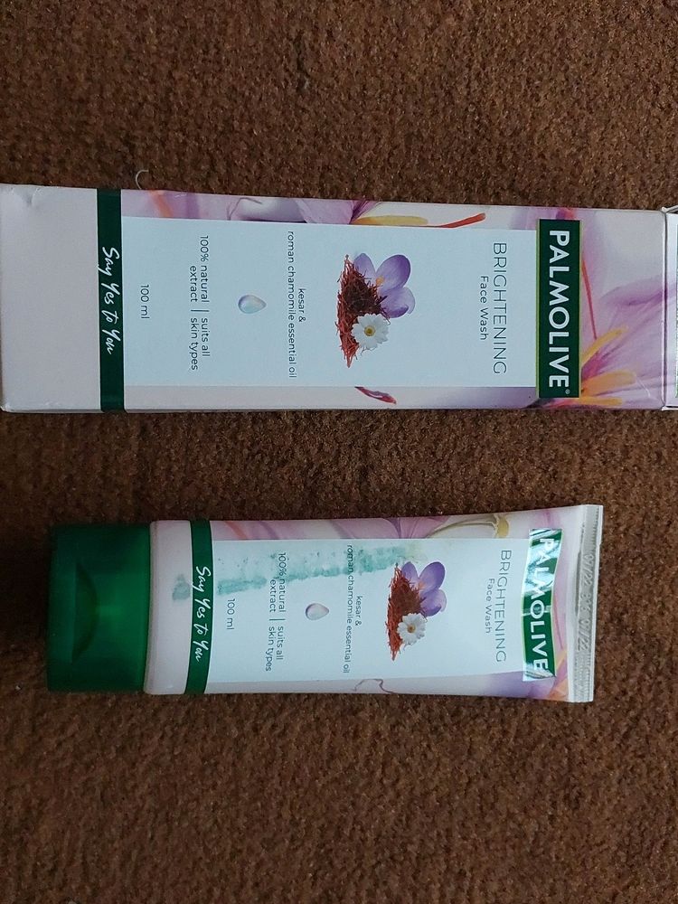 PALMOLIVE BRIGHTENING FACE WASH 100ML