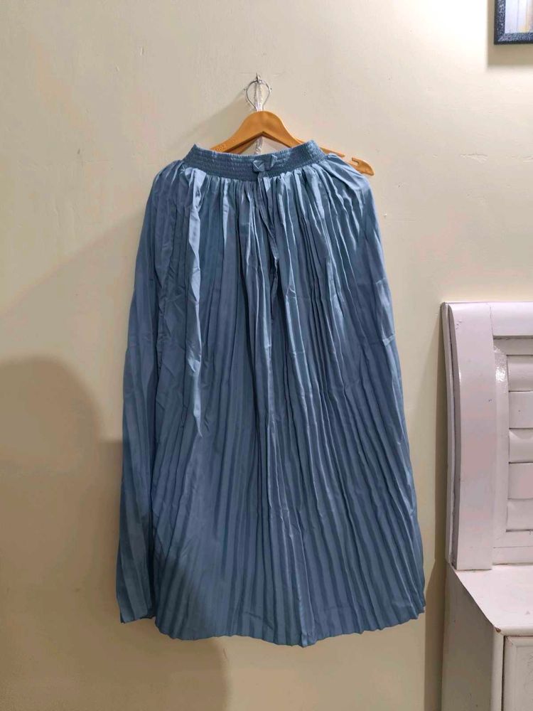 Elegant Pleated Maxi Skirt