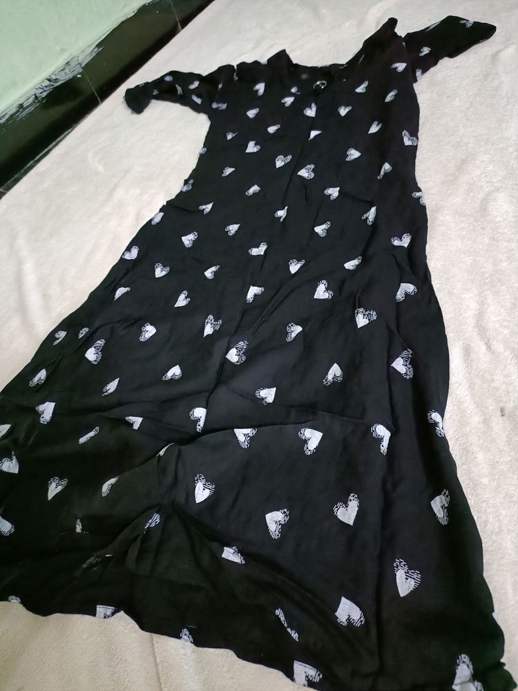 Beautiful Black Dress Knee Length 😍