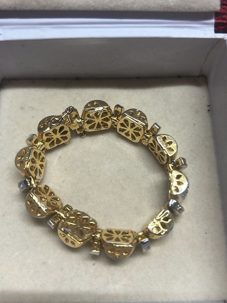 Elegant Gold diamond Bracelet