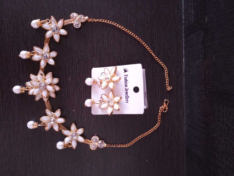 Floral Jewellery Set