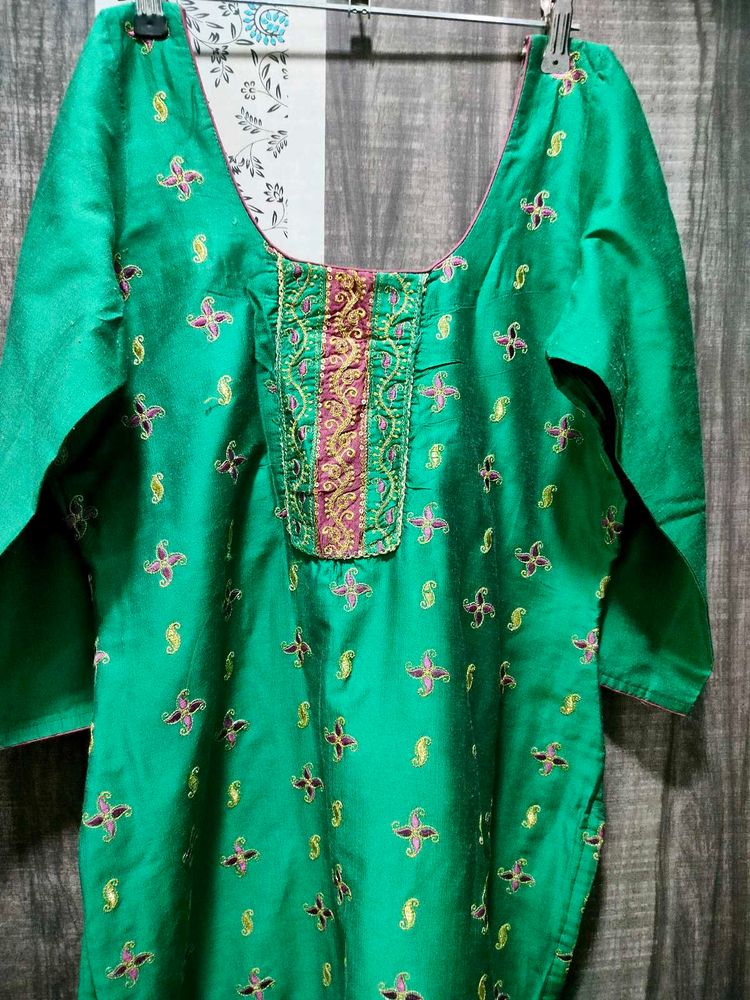 Emerald Green Kurta with Embroidery