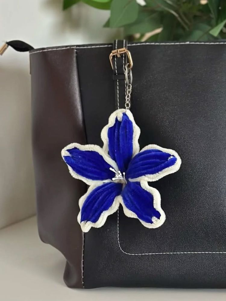 Beautiful Blue Flower Charm Keychain