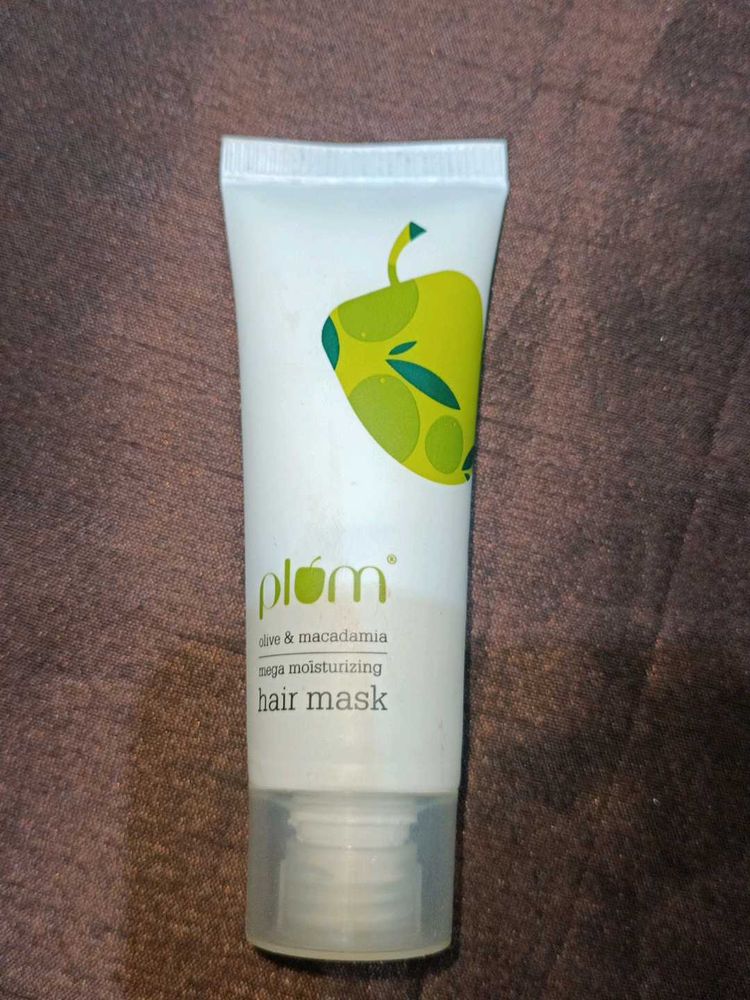 Plum Olive &amp; Macadamia Hair Mask