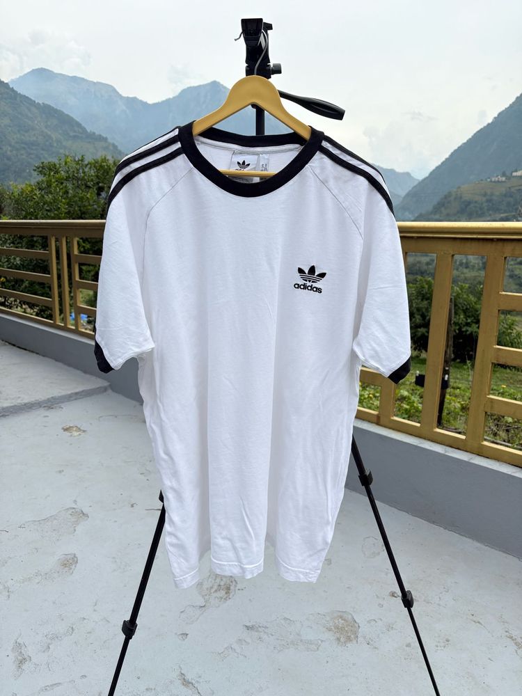 Adidas T-Shirt