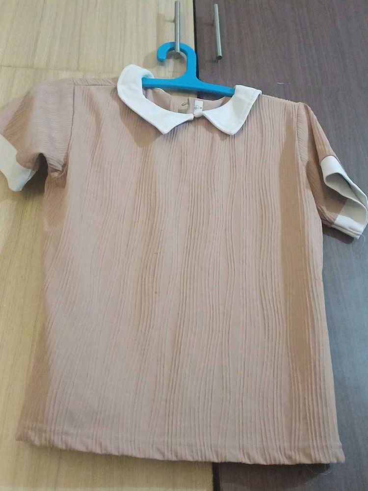 Cute Tan Short Sleeve Top