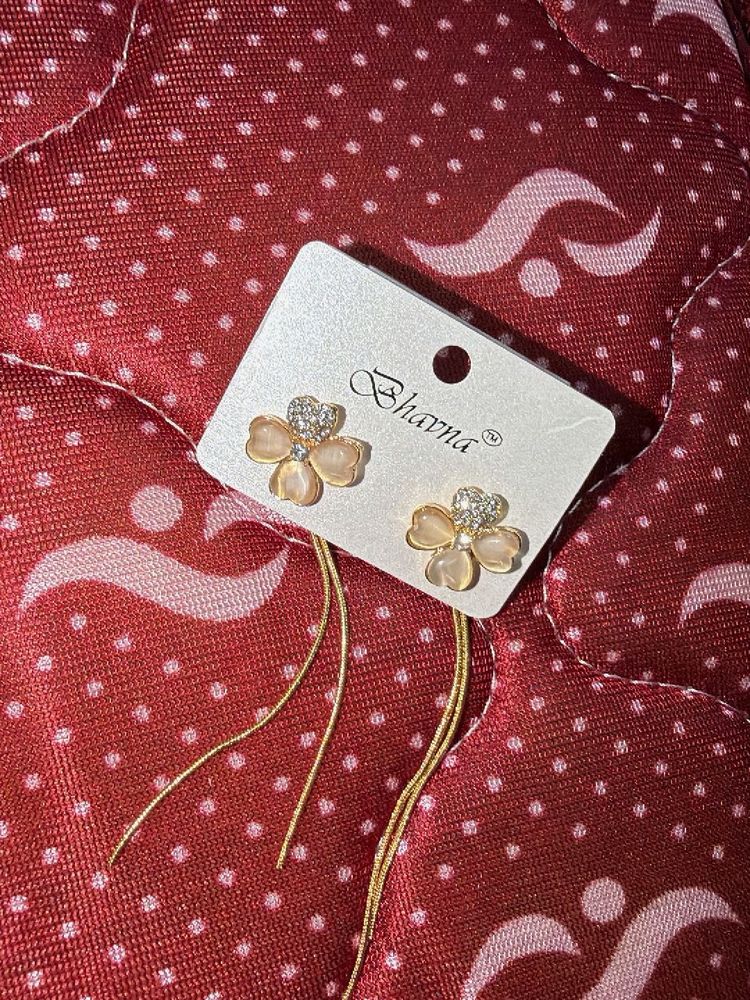 Elegant Flower Dangle Earrings