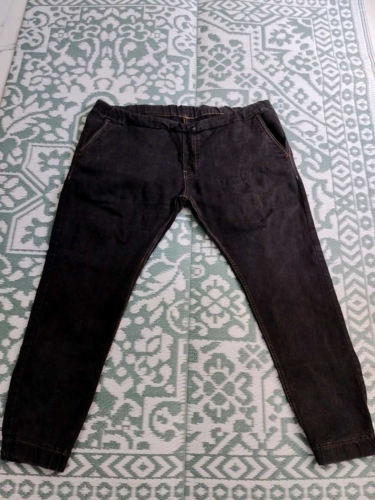(size -44-46 )Black Casual Jagger jeans