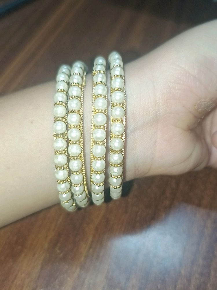 white perl set