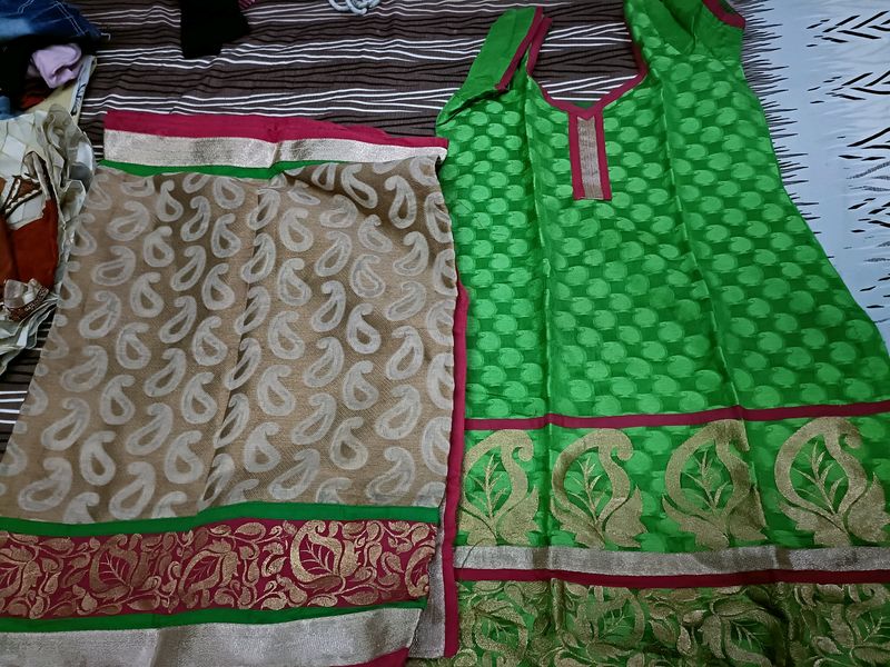 Multicolour Kurta With Heavy Dupatta In L Size