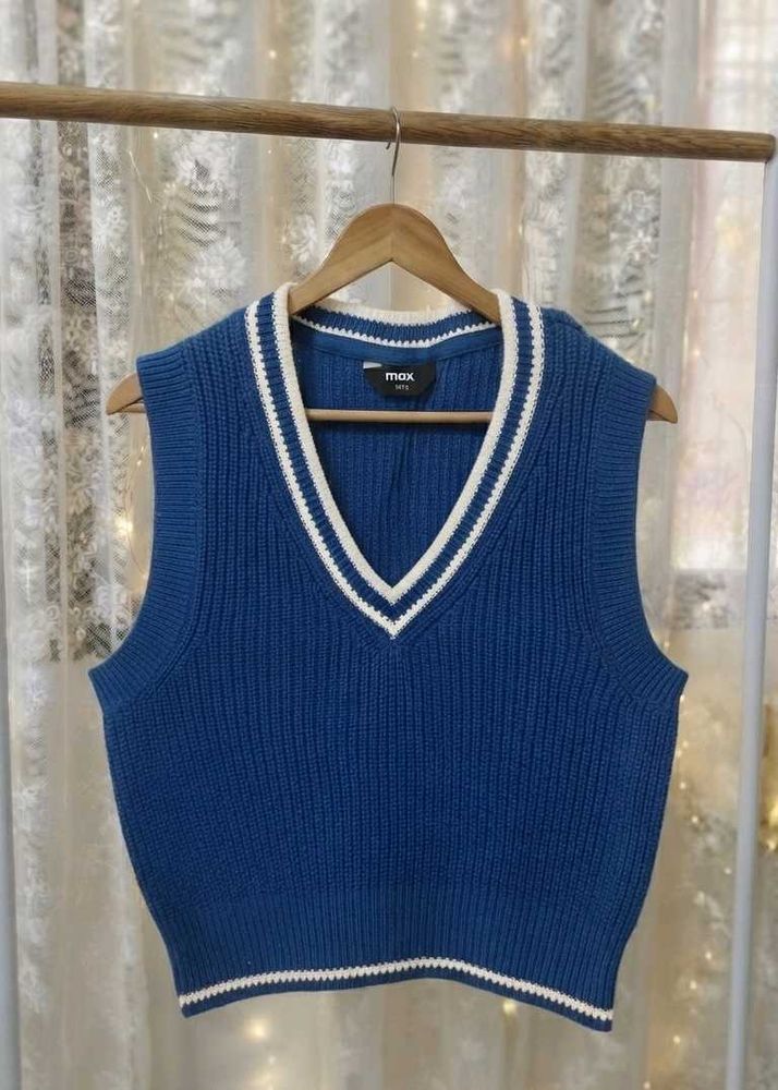 Blue V-Neck Knitted Vest