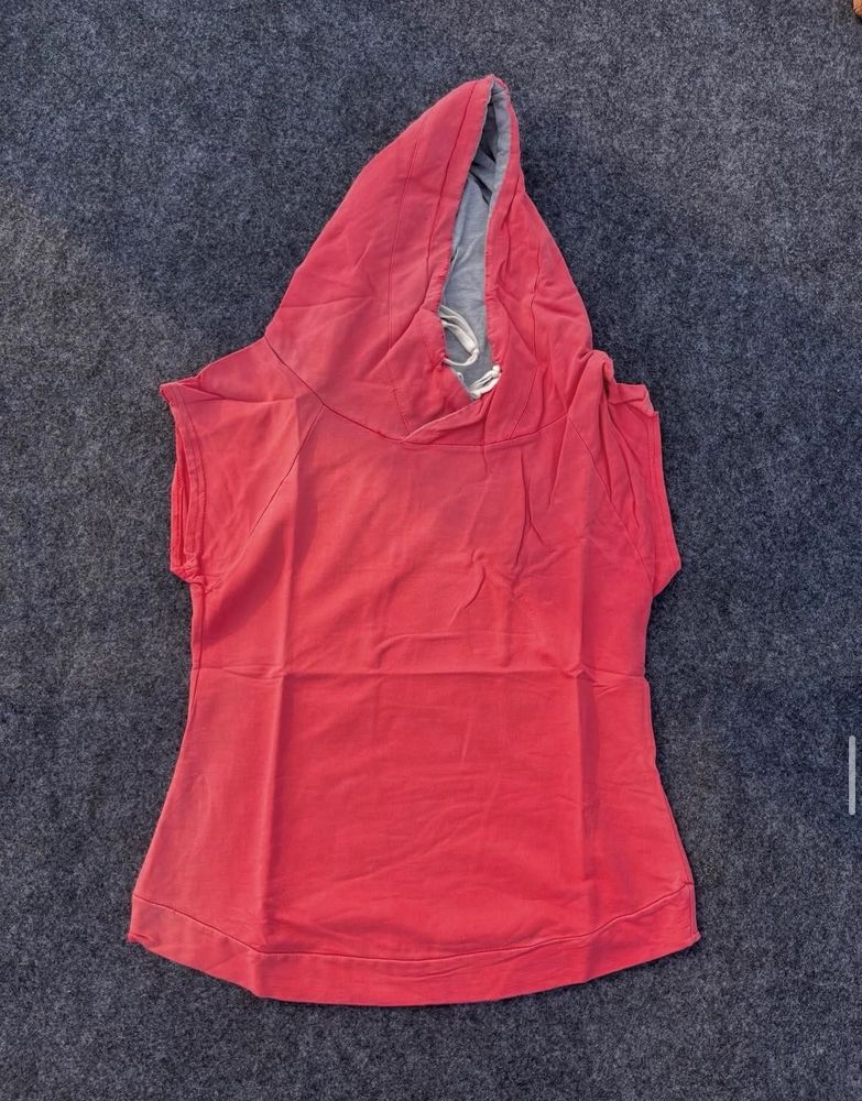Sleeveless Pink Hoodie Top