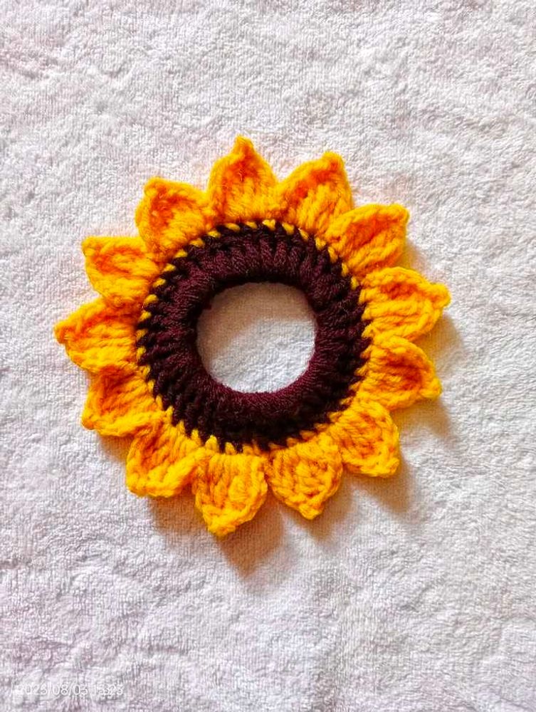 Crocheted Sunflower or Daisy Hair Tie