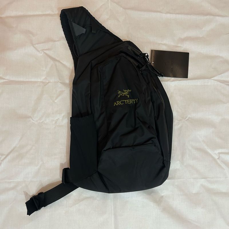 Arc'teryx Sling Bag - Versatile &amp; Durable