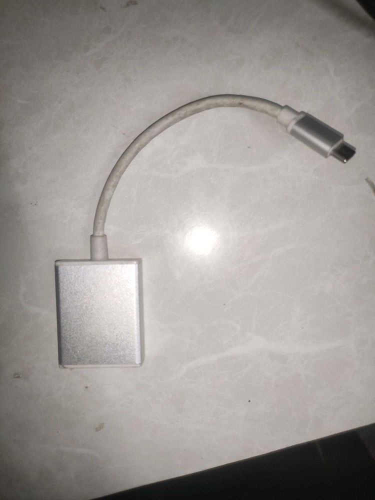 HDMI to Type c converter