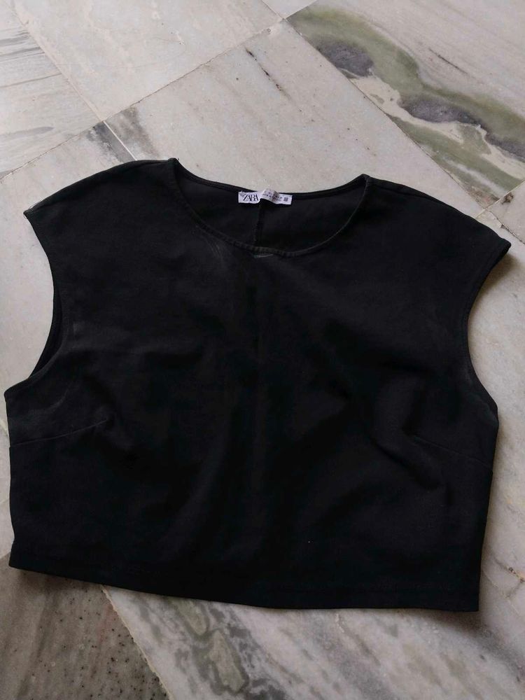 Black Cropped Cap Sleeve Top