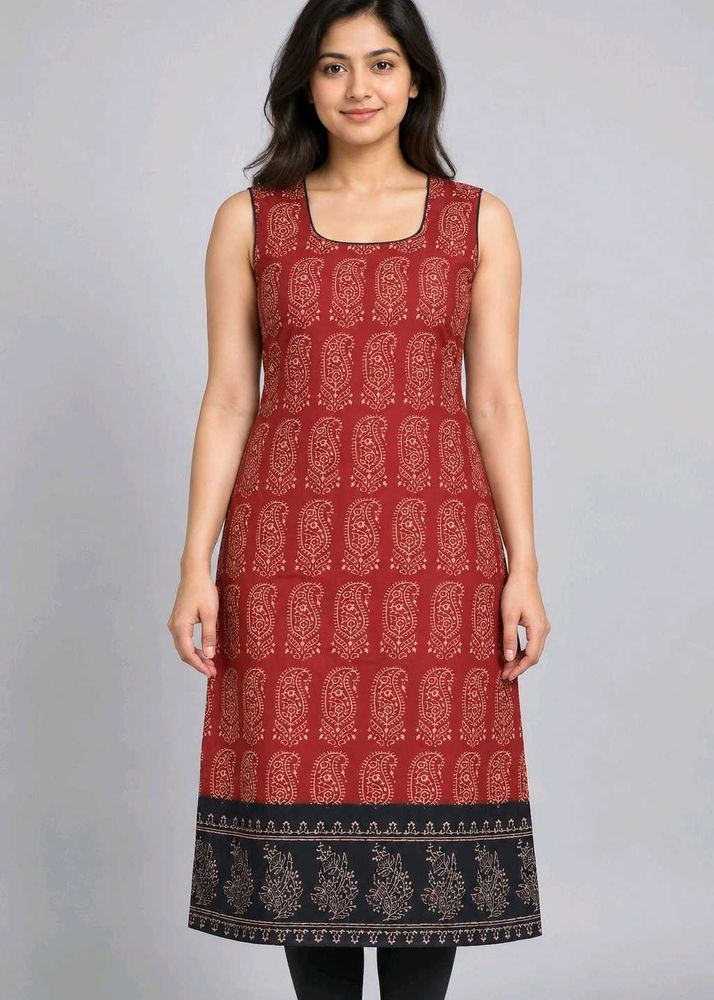 Maroon Paisley Print Sleeveless Kurta