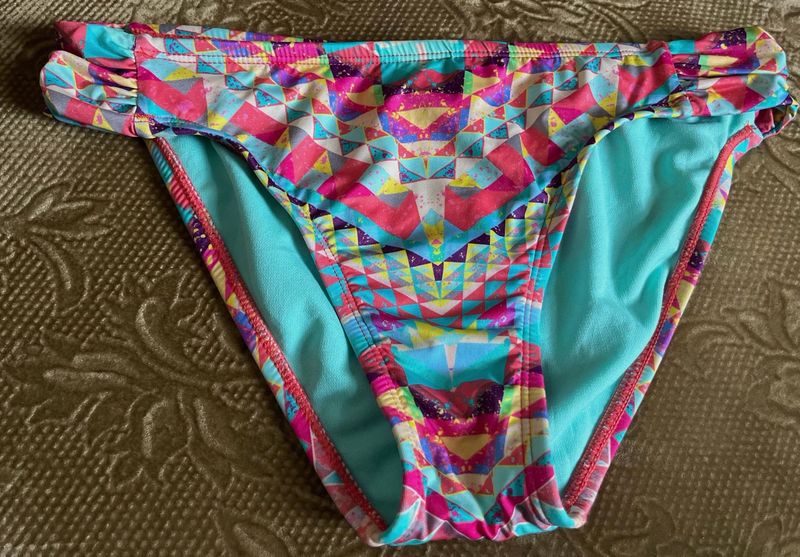 Summer  Sale 🔥Hula Honey Floral Bottom Canada