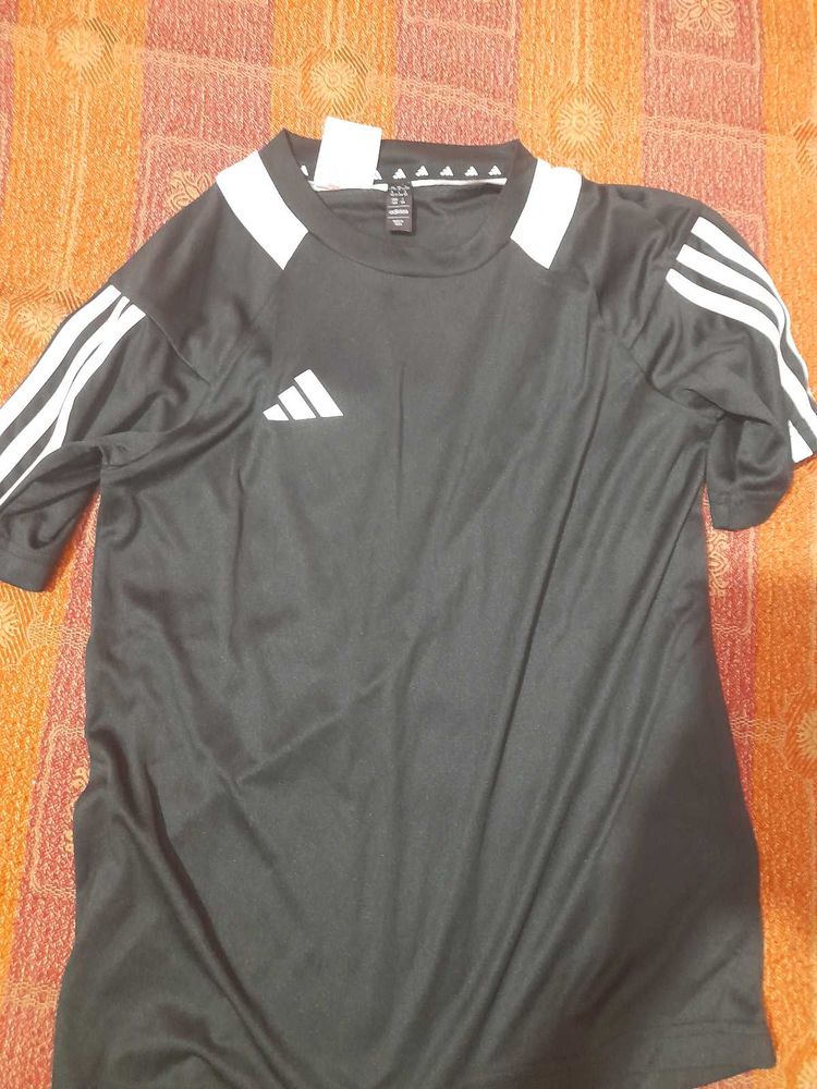 original Adidas T-Shirt
