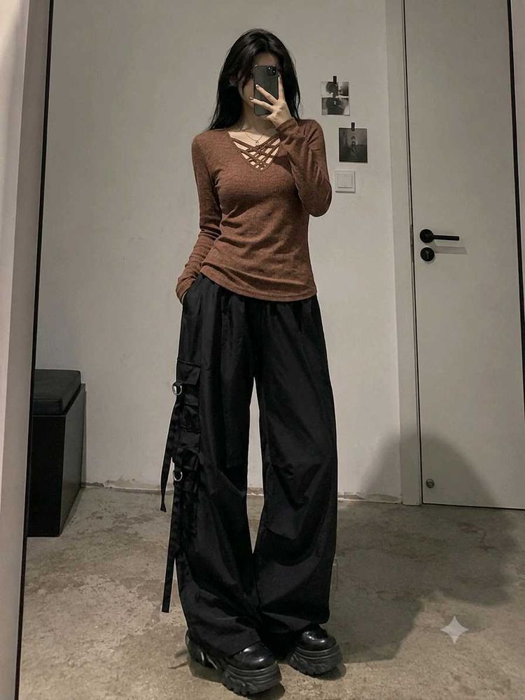 CLEARANCE SALE!!😝🥳Brown Lace-Up Neck Top