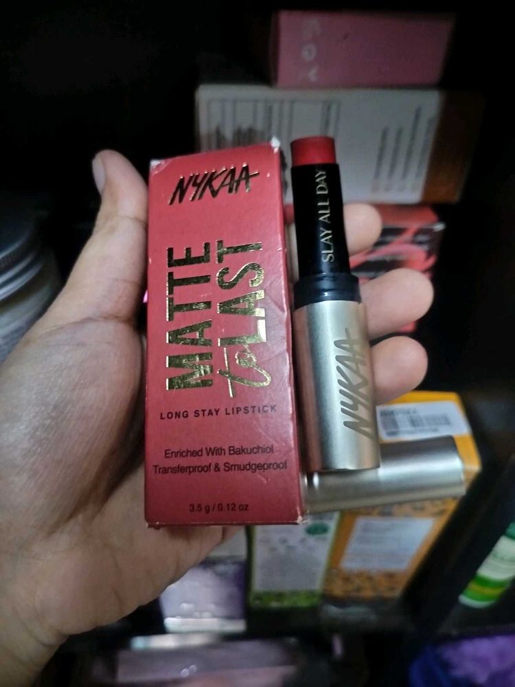 Nykaa Matte-Last Lipstic