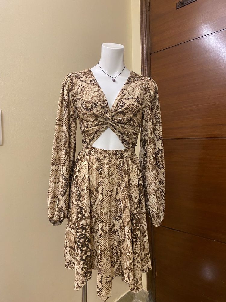 Snakeskin Print Mini Dress 🍒