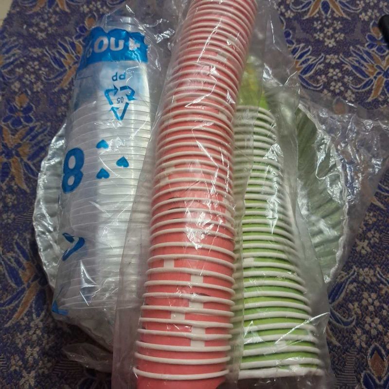 Paper cups, plastic glass,.paper plate