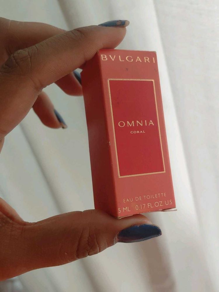 SALE !!  Omnia Coral EDT Mini bottle.
