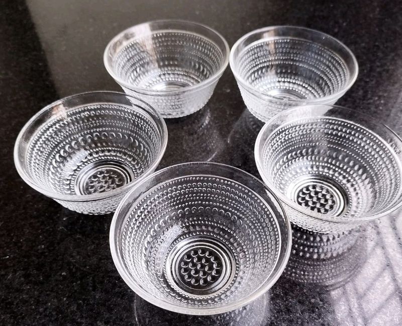 Glass Bowl Of 5 Set