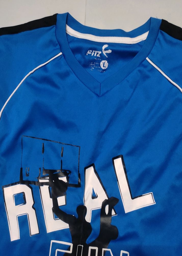 Man T-shirt