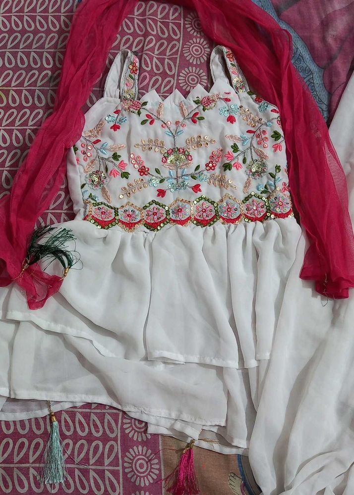 White Embroidered Kurta Set with Dupatta