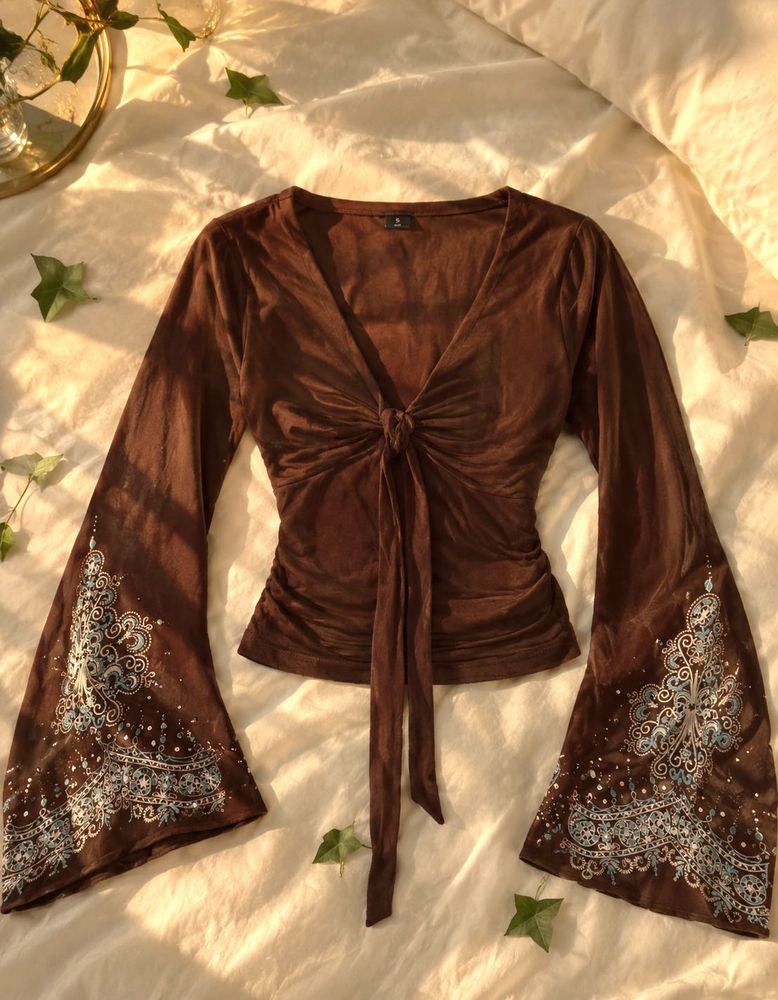 Brown Bell Sleeve Tie Front Top 🤎✨