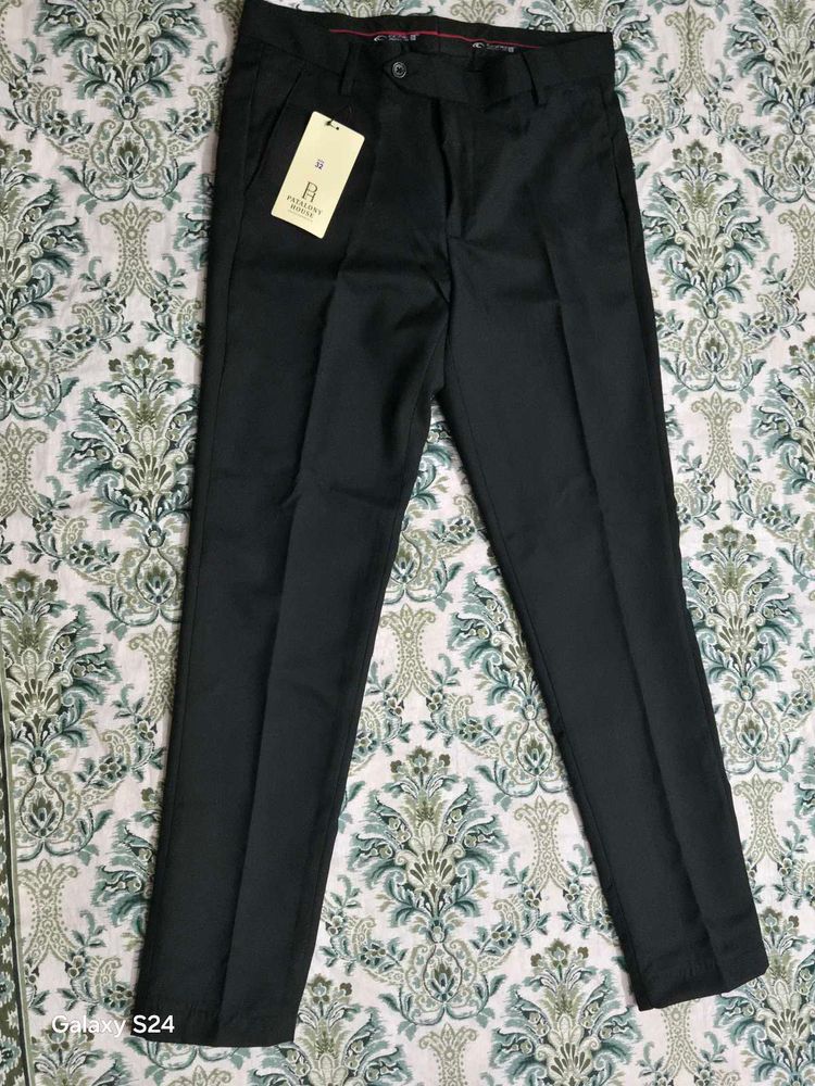 UNUSED BLACK PENT. READ PRODUCT BIO