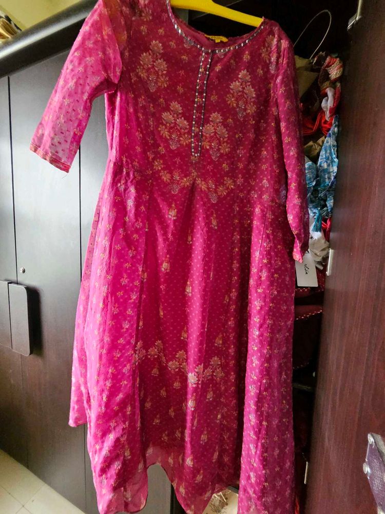 GLOBAL Desi Pink Kurta Good Condition