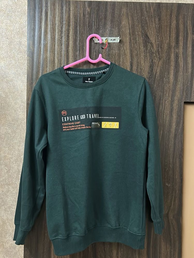 Men's "Explore &amp; Travel" Sweatshirt