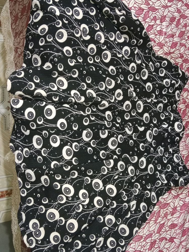 Mini Rayon Black Colour With White Printed Skirt
