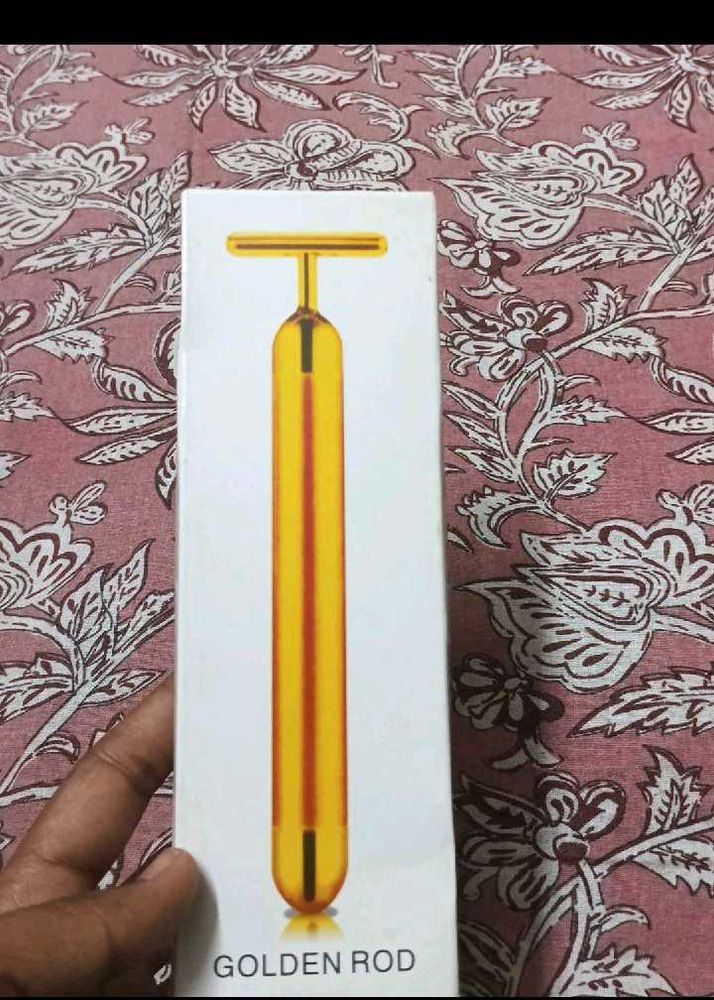 Golden Facial Roller