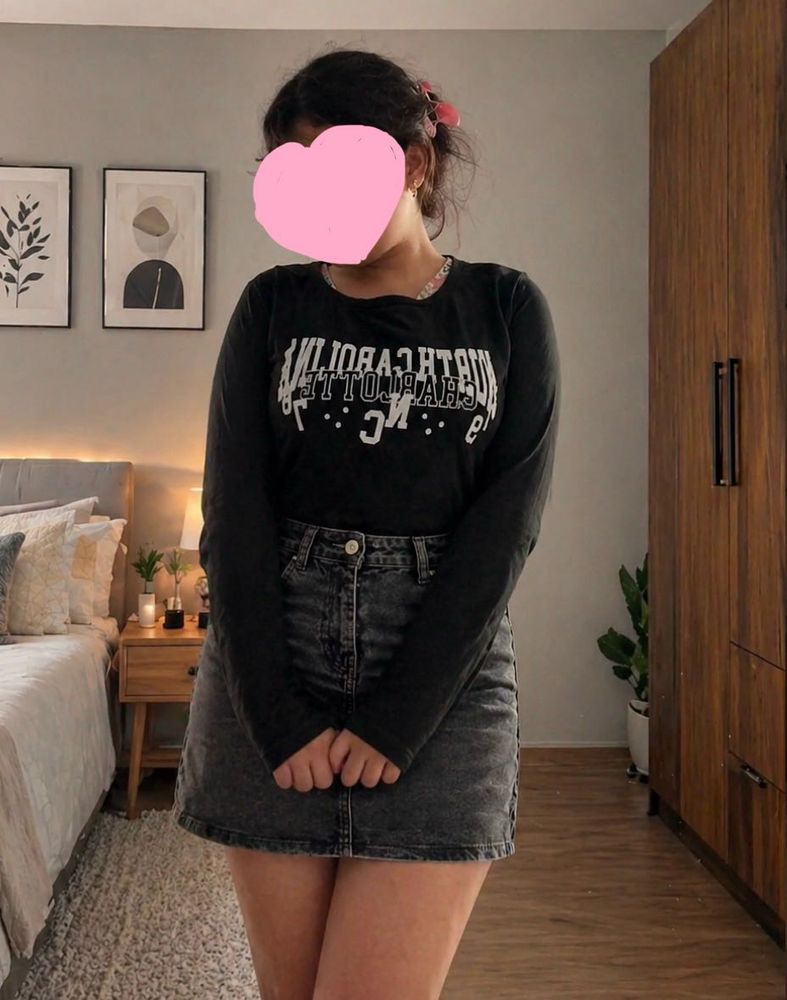 Black Graphic Long Sleeve Top