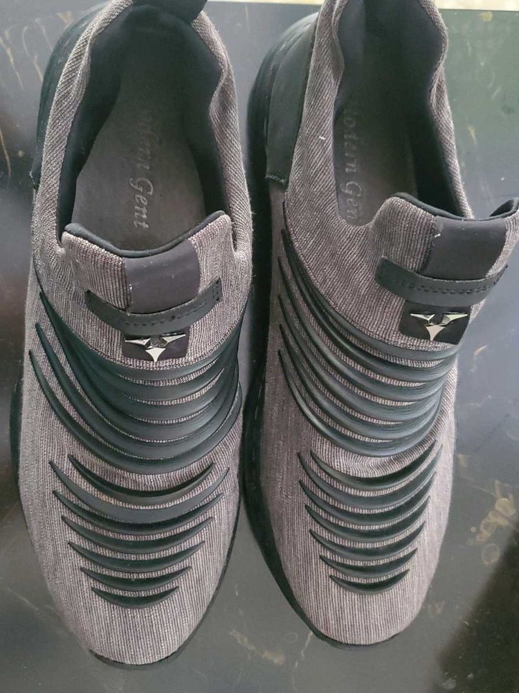 Comfortable Slip-On Sneakers