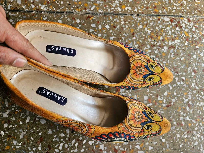 Kanvas Printed Wedges