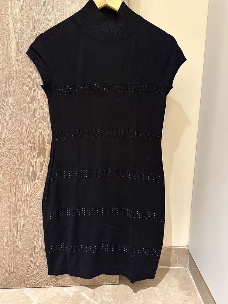 Sequence ~ Woolen Dress
