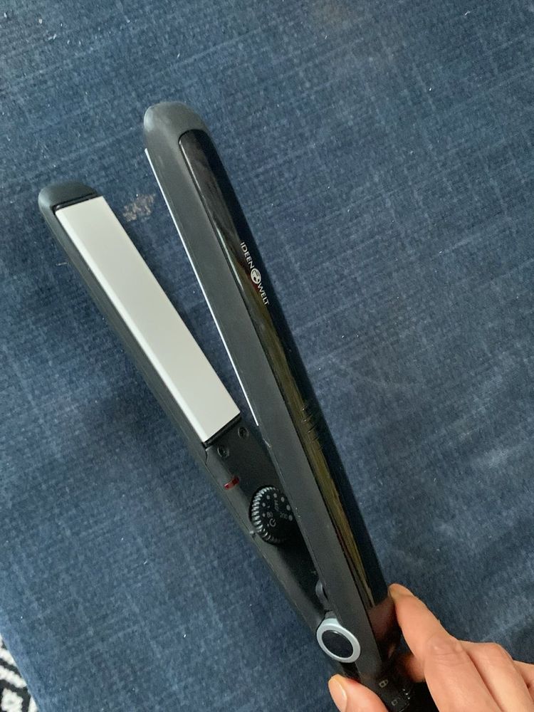Hair Straightener
