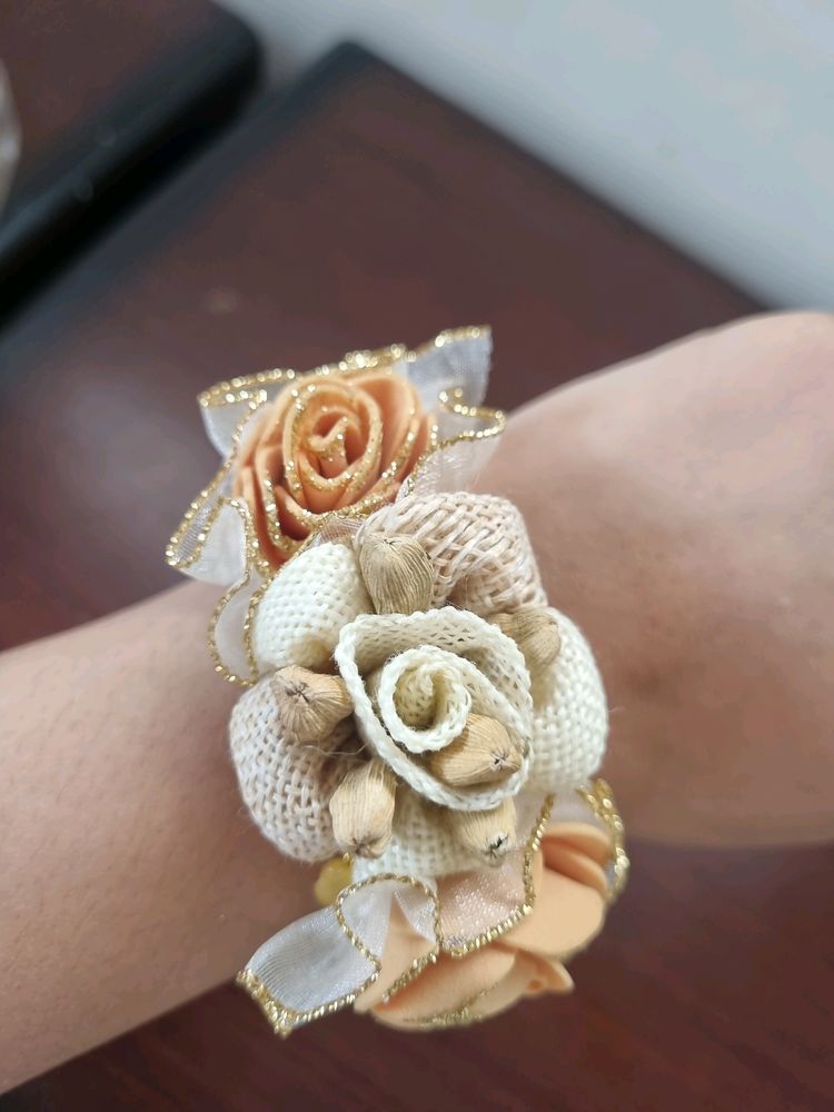 Flower Bracelet
