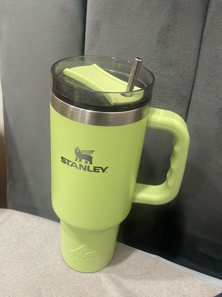Stanley Tumbler with Straw - Lime Green