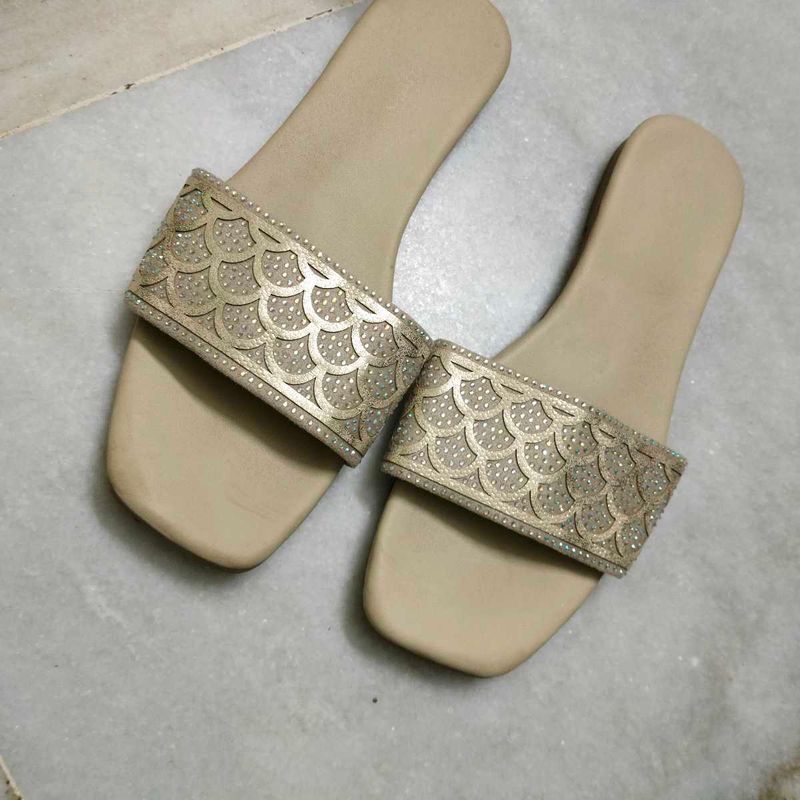 Embellished Flat Sandals