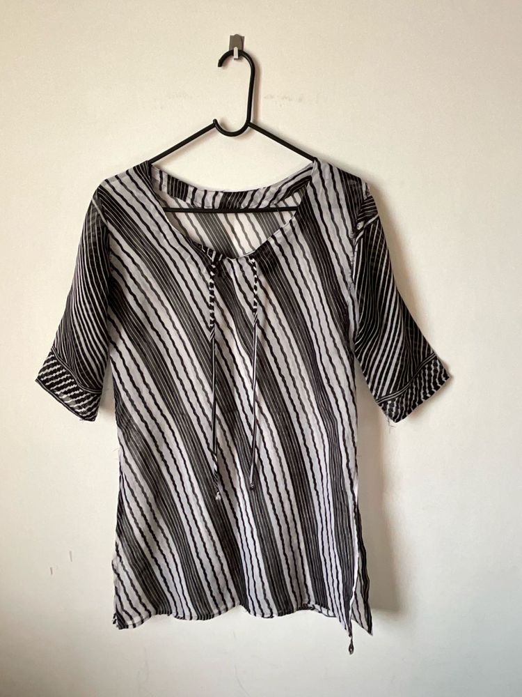 Chic Striped Tunic Top